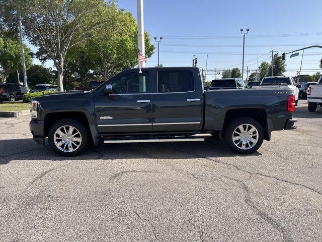 2018 Chevrolet Silverado 1500 Crew Cab Short Box 4-Wheel Drive High Country