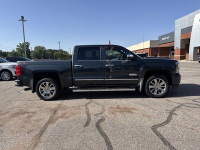 2018 Chevrolet Silverado 1500 Crew Cab Short Box 4-Wheel Drive High Country