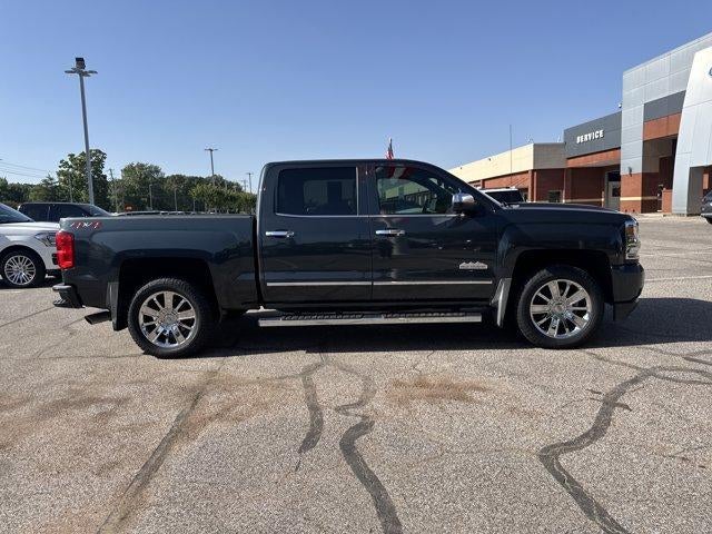 2018 Chevrolet Silverado 1500 Crew Cab Short Box 4-Wheel Drive High Country