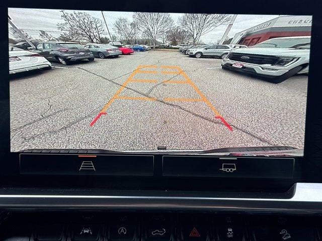 2023 GMC Sierra 1500 Crew Cab Short Box 4-Wheel Drive SLT