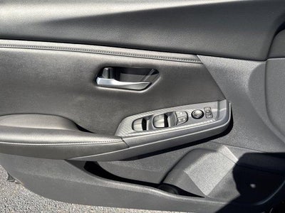 2025 Nissan Sentra SV CVT