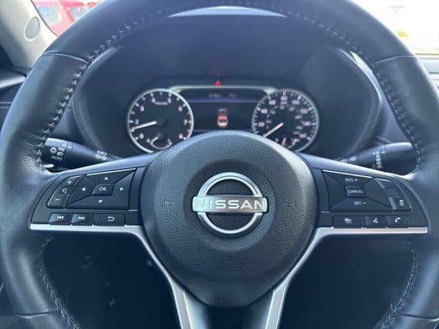 2025 Nissan Sentra SV CVT