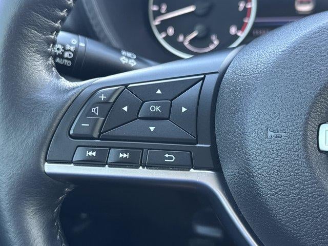 2025 Nissan Sentra SV CVT