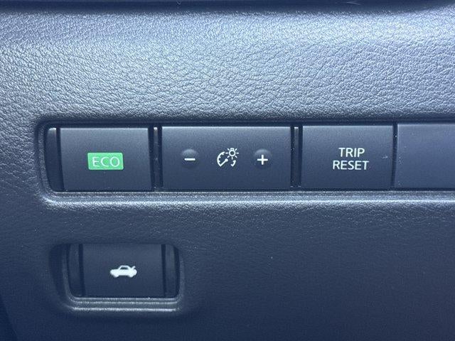 2025 Nissan Sentra SV CVT