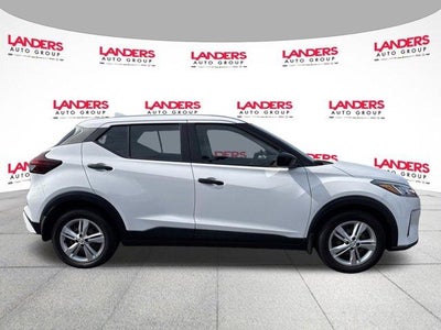 2021 Nissan Kicks S FWD