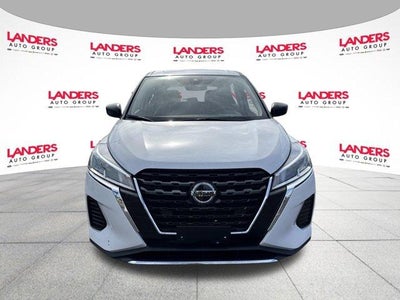 2021 Nissan Kicks S FWD
