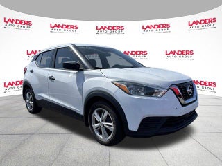 2020 Nissan Kicks S FWD