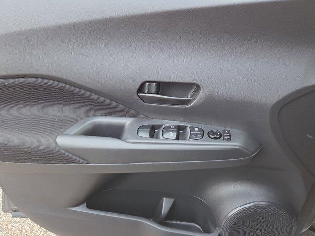 2023 Nissan Kicks S FWD