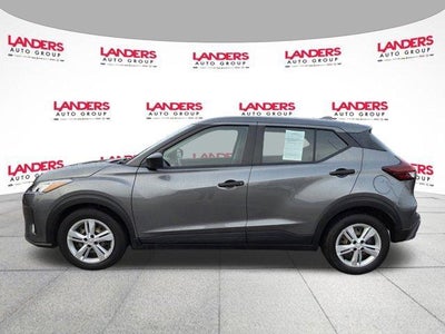 2023 Nissan Kicks S FWD