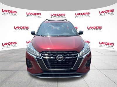 2021 Nissan Kicks SR FWD