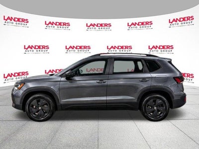 2025 Volkswagen Taos S FWD