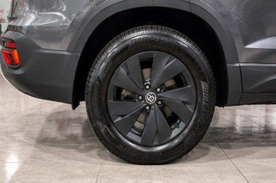 2025 Volkswagen Taos S FWD