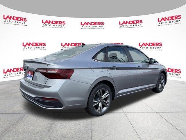 2024 Volkswagen Jetta SE Auto