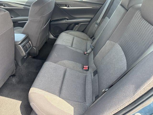 2025 Toyota Camry LE (SE)