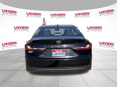 2025 Toyota Camry LE (SE)