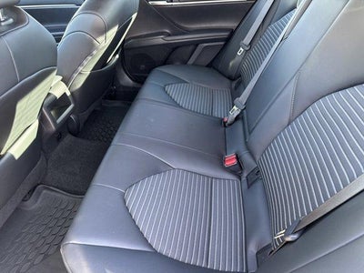 2023 Toyota Camry SE Auto (SE)