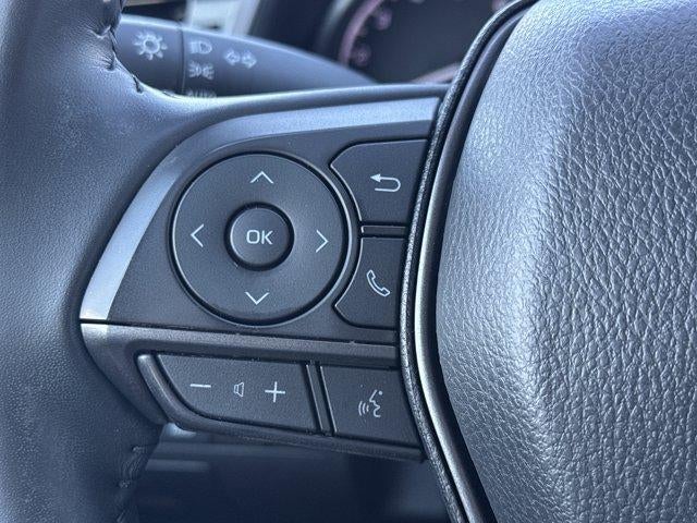 2023 Toyota Camry SE Auto (SE)