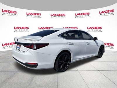 2022 Lexus ES 300h F SPORT FWD
