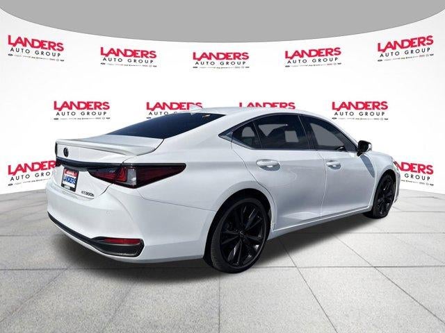 2022 Lexus ES 300h F SPORT FWD