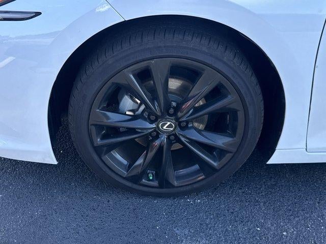 2022 Lexus ES 300h F SPORT FWD