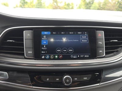2023 Buick Enclave Essence FWD