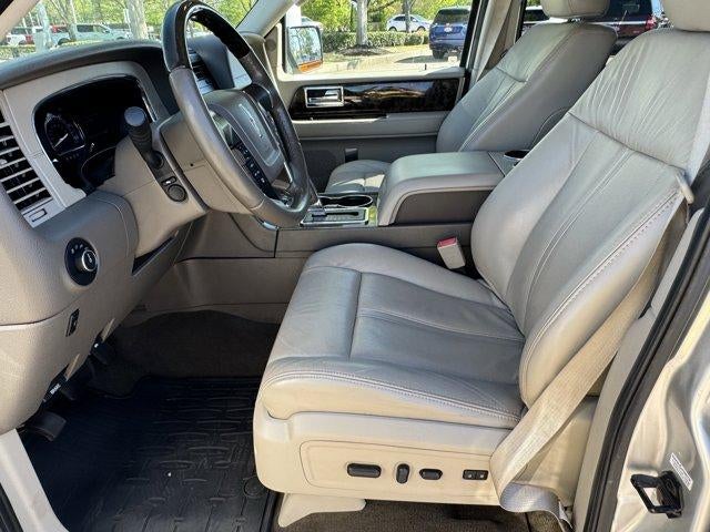 2015 Lincoln Navigator 4dr 3.5L V6 2WD