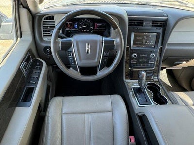 2015 Lincoln Navigator 4dr 3.5L V6 2WD