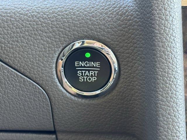 2015 Lincoln Navigator 4dr 3.5L V6 2WD