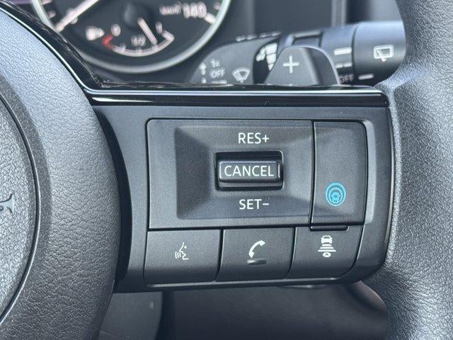 2023 Nissan Rogue FWD SV