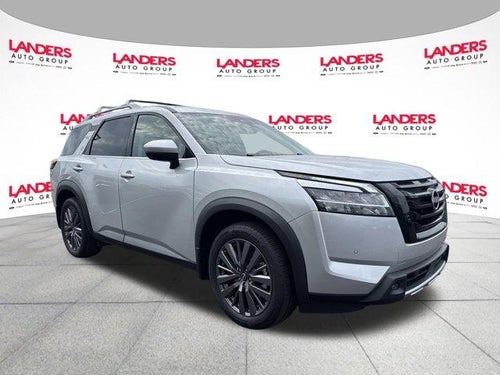 2023 Nissan Pathfinder SL 2WD