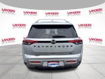 2023 Nissan Pathfinder SL 2WD