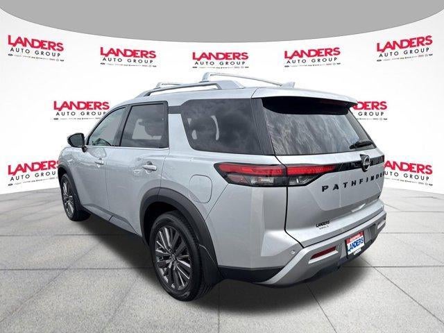 2023 Nissan Pathfinder SL 2WD