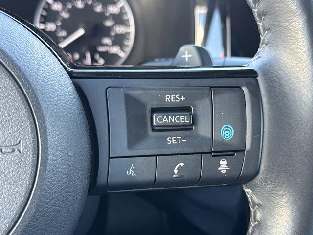 2023 Nissan Pathfinder SL 4WD