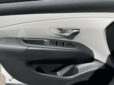 2025 Hyundai TUCSON SE AWD