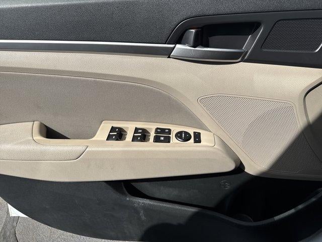 2019 Hyundai ELANTRA SEL Auto