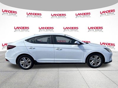 2019 Hyundai ELANTRA SEL Auto