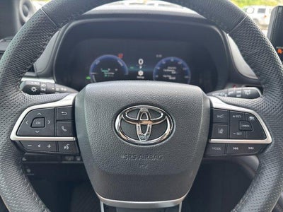 2025 Toyota Sienna Limited AWD 7-Passenger (GS)