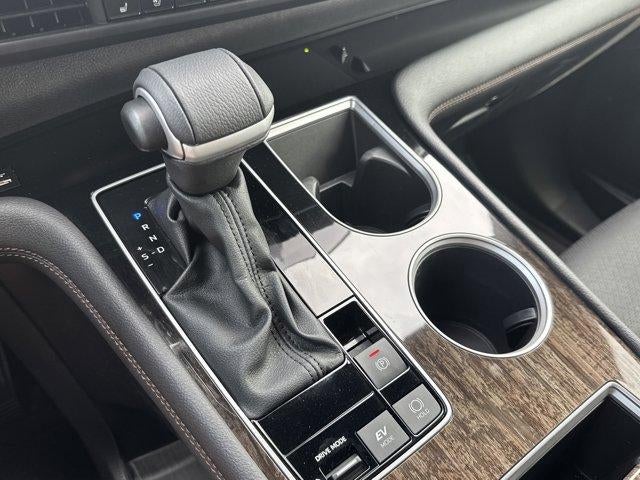 2025 Toyota Sienna Limited AWD 7-Passenger (GS)