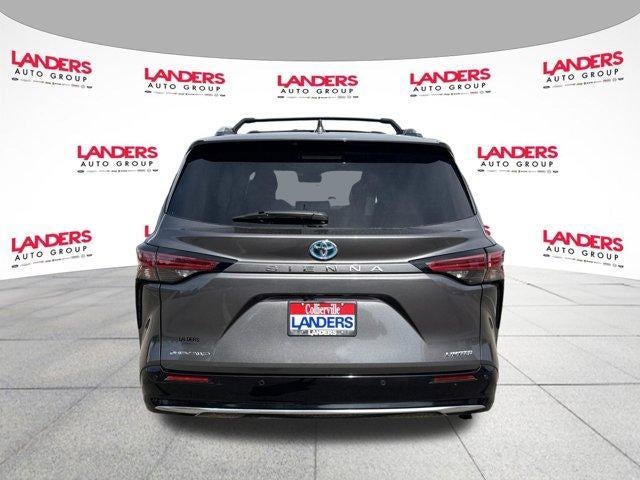 2025 Toyota Sienna Limited AWD 7-Passenger (GS)
