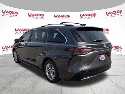 2025 Toyota Sienna Limited AWD 7-Passenger (GS)