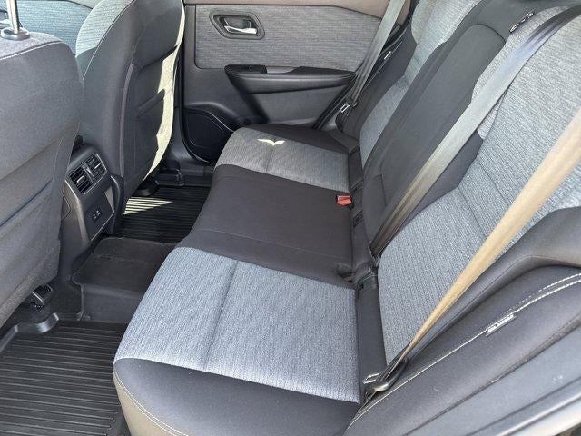 2021 Nissan Rogue FWD SV