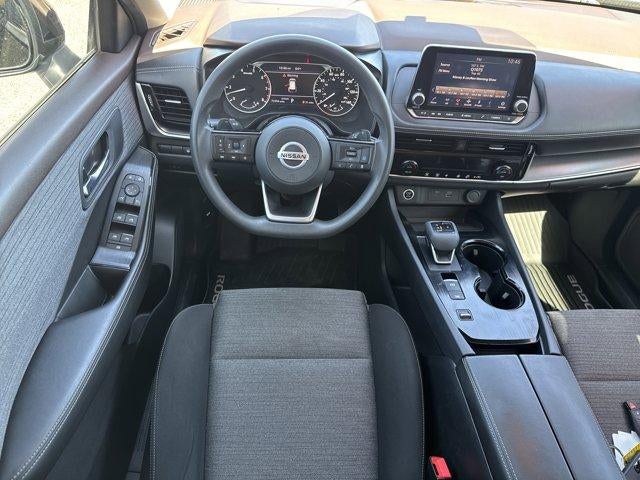 2021 Nissan Rogue FWD SV
