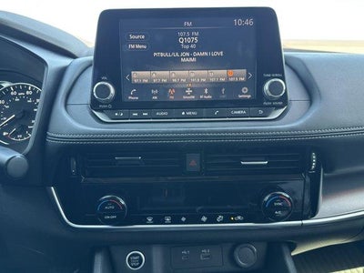 2021 Nissan Rogue FWD SV