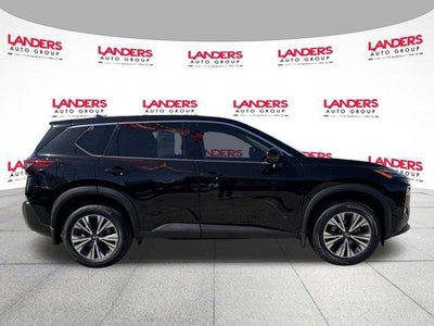 2021 Nissan Rogue FWD SV