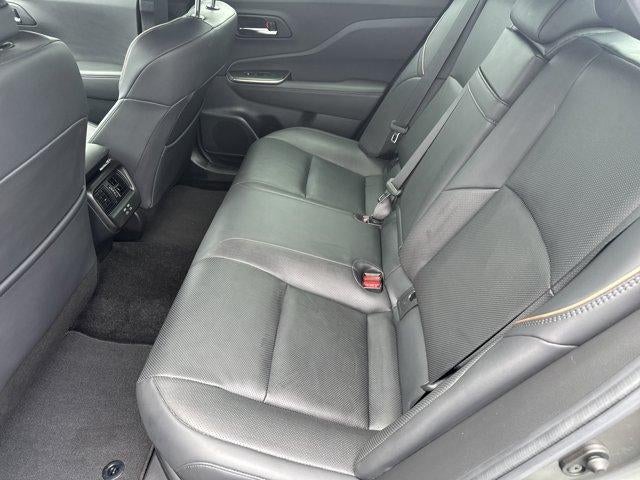 2023 Toyota Crown Limited AWD (Natl)