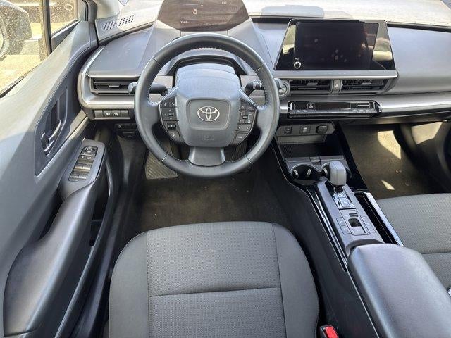 2024 Toyota Prius LE (Natl)