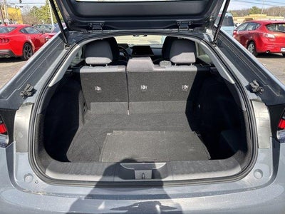 2024 Toyota Prius LE (Natl)