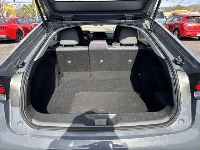 2024 Toyota Prius LE (Natl)