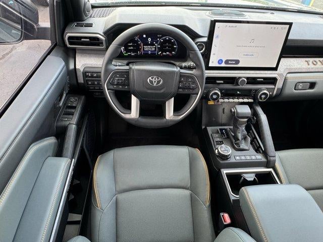 2025 Toyota 4Runner Hybrid Trailhunter 4WD (Natl)