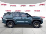 2025 Toyota 4Runner Hybrid Trailhunter 4WD (Natl)